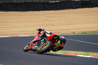 brands-hatch-photographs;brands-no-limits-trackday;cadwell-trackday-photographs;enduro-digital-images;event-digital-images;eventdigitalimages;no-limits-trackdays;peter-wileman-photography;racing-digital-images;trackday-digital-images;trackday-photos